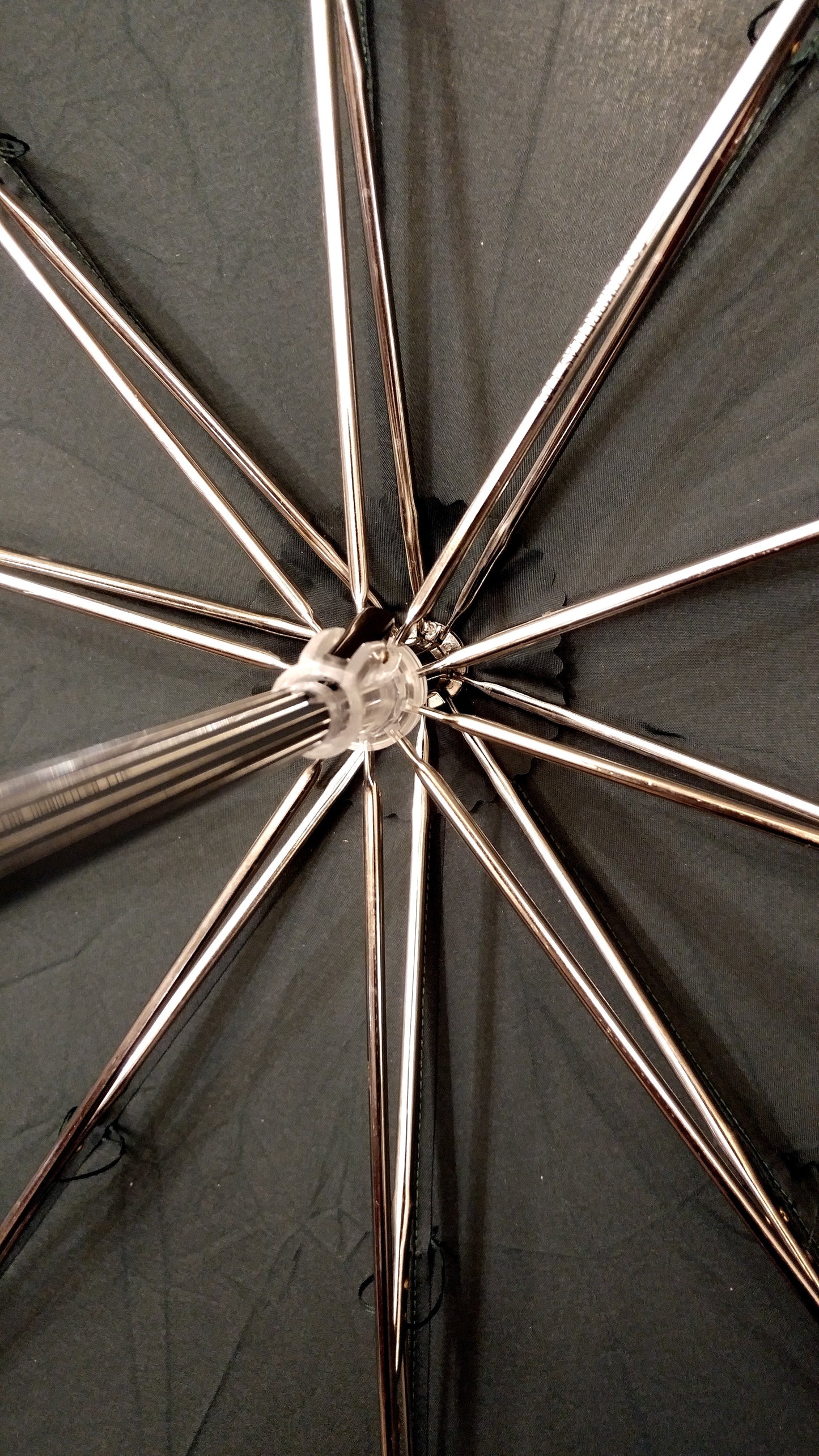 Fox Umbrellas teleskooppisateenvarjo (useita värejä)